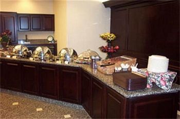 Hotel Drury & St. Louis Airport