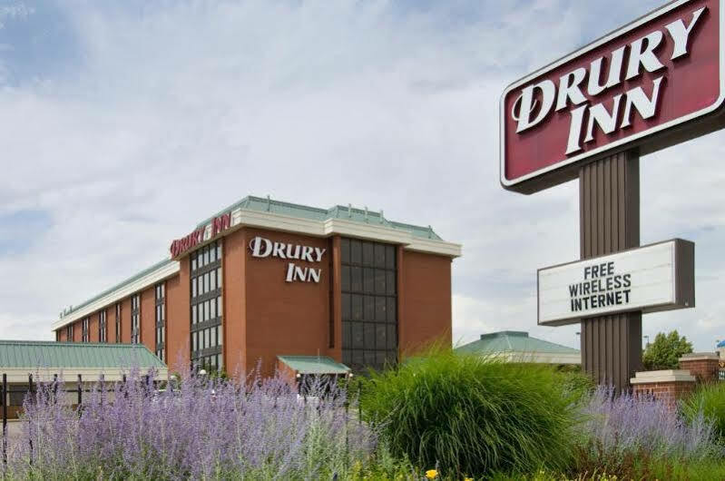 Hotel Drury & St. Louis Airport 3*